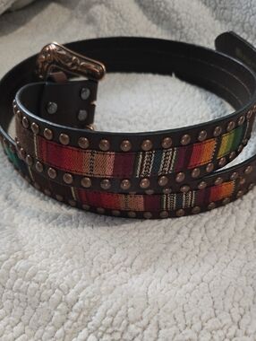 Like New Ariat Brown Leather Serape Belt
